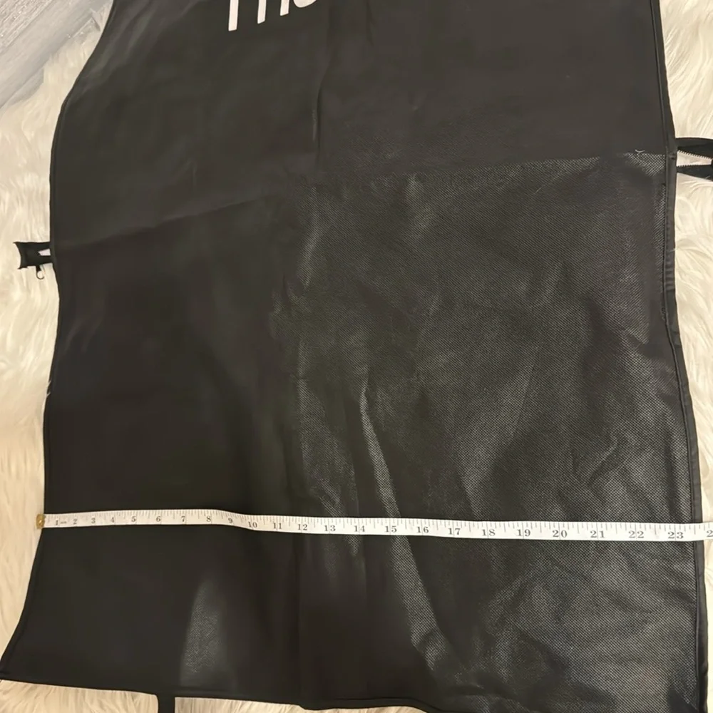 THEORY Xlong folding zip suit bag 47x24